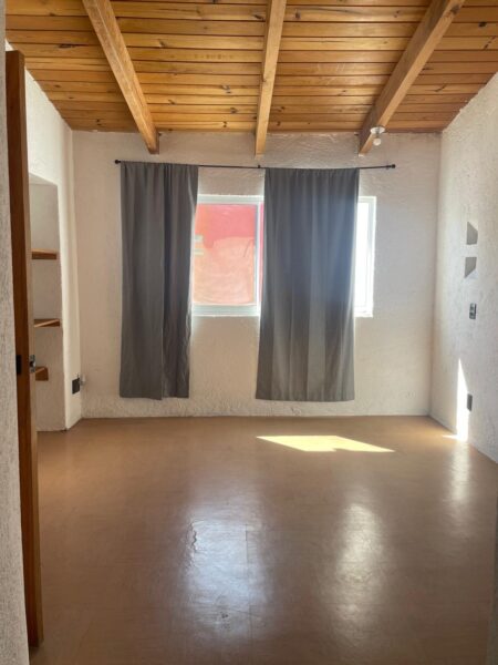 Renta de Departamento Semi amueblado en Fracc Milenio lll Qro Mex