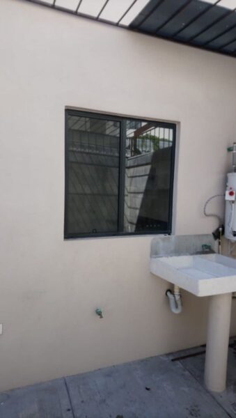 Casa en renta en condominio cerrado en Rincones del Marqués, Qro.