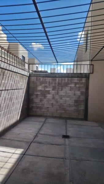 Casa en renta en condominio cerrado en Rincones del Marqués, Qro.