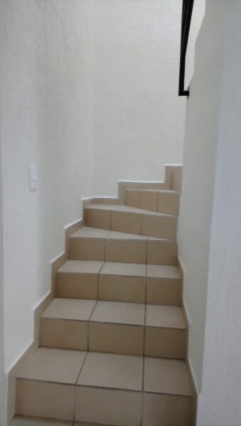 Casa en renta en condominio cerrado en Rincones del Marqués, Qro.