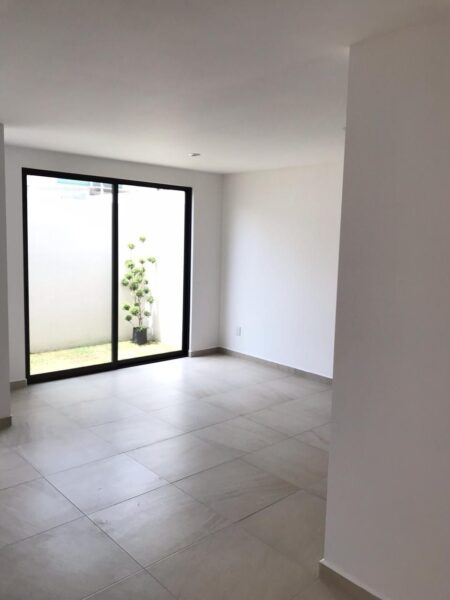 Casa hermosa en renta en Fracc. Milenio III, Qro