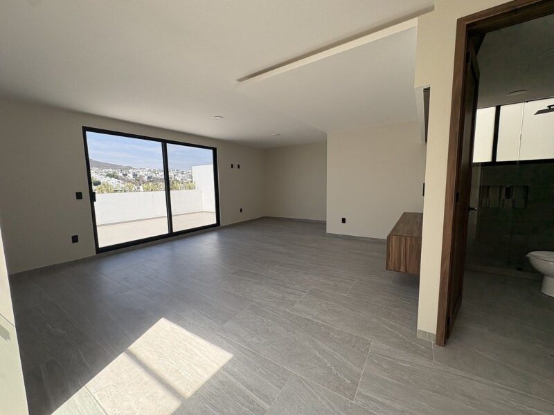 Casa Nueva en Venta en Lomas de Juriquilla, Qro.