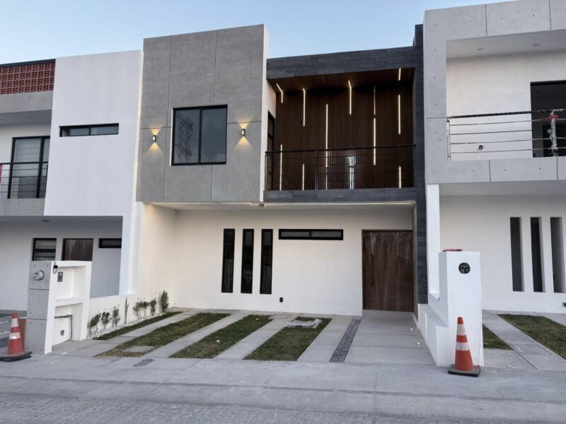 Casa en Venta en Fracc. Capital Sur, El Marques, Qro.