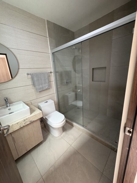 Venta casa en condominio en la Vista Residencial Qro