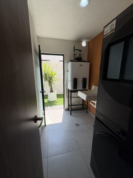 Venta casa en condominio en la Vista Residencial Qro