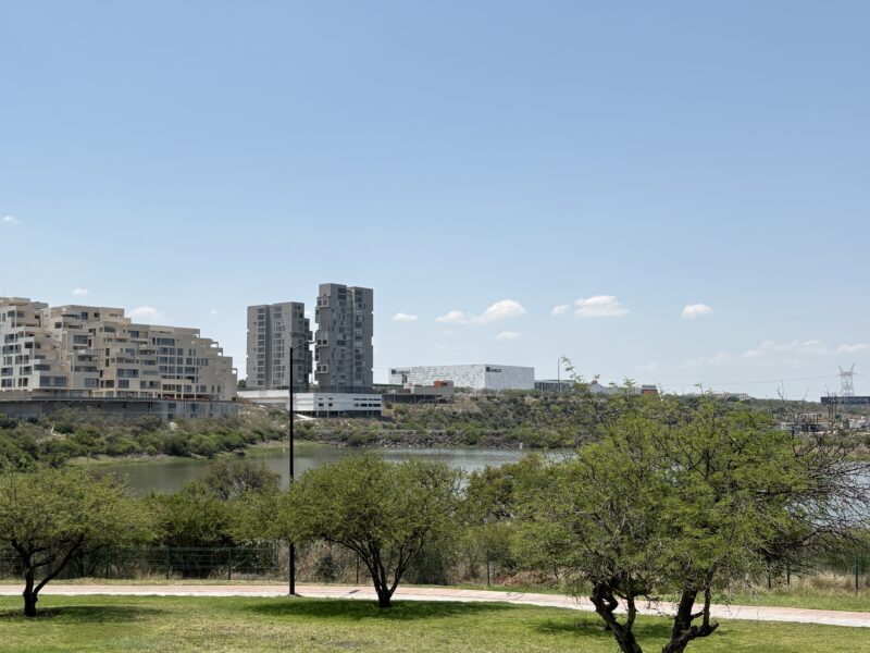 Venta casa en condominio en la Vista Residencial Qro