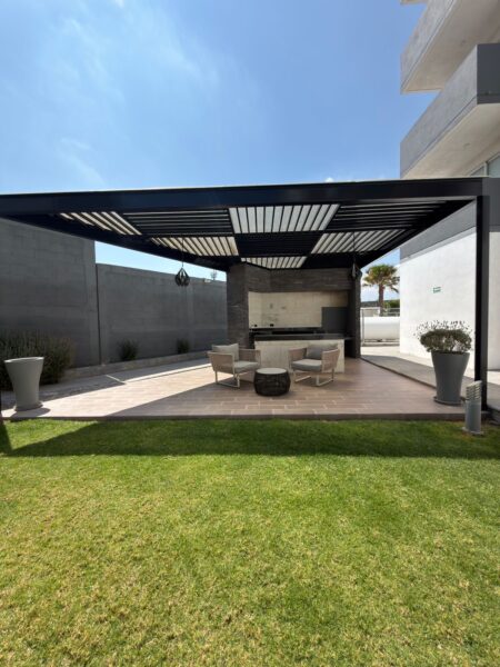 Renta Departamento Amueblado en Fracc Milenio lll Qro Mex