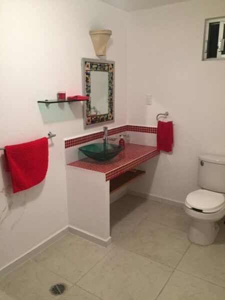Renta Departamento Amueblado en fracc. Milenio lll Qro Mex