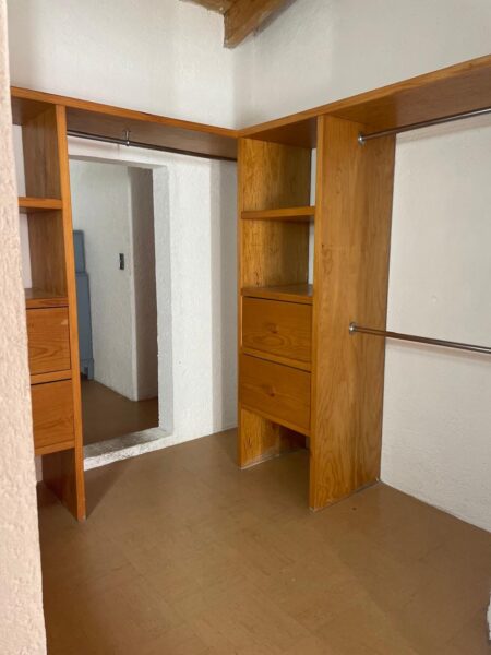 Renta de Departamento Semi amueblado en Fracc Milenio lll Qro Mex