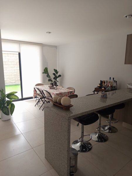 Casa en Renta Amueblada en Condominio Atia en Altos Juriquilla Qro. Mex.