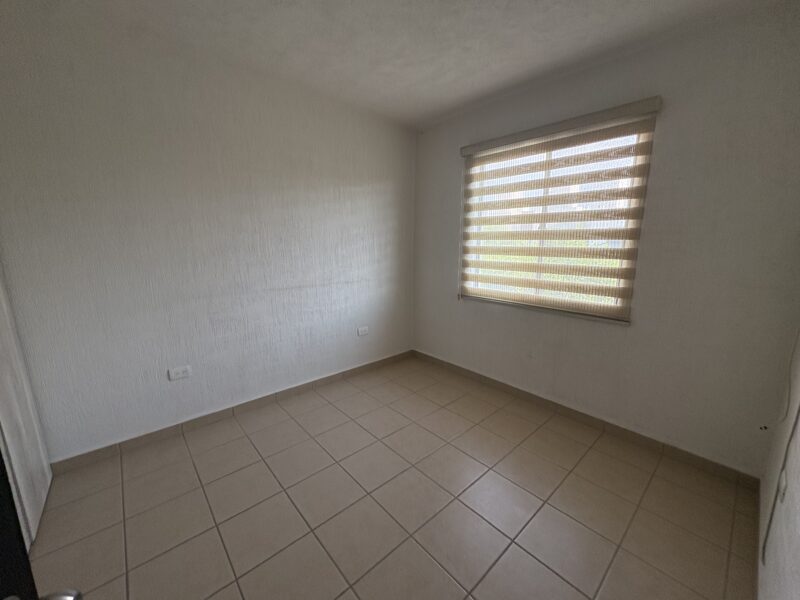 Casa en Renta en Fracc.Rincones del Marqués , Qro. Mex.