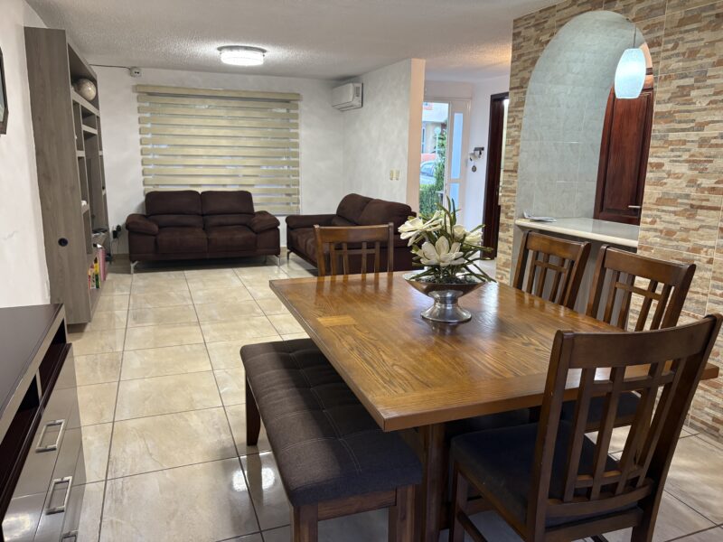 Casa Amueblada en Condominio Paraíso Juriquilla Qro. Mex.
