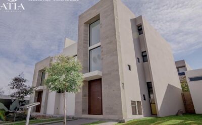 Casa en Venta oportunidad en Atia Los Altos Juriquilla Qro. Mex.