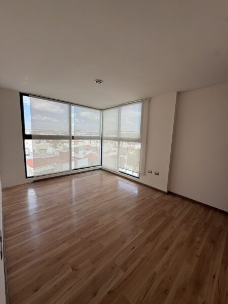 Pent House en Renta en Fracc. Milenio lll Qro. Mex.