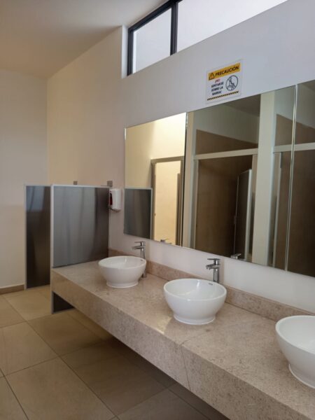 Casa en Renta Amueblada en Condominio Atia en Altos Juriquilla Qro. Mex.