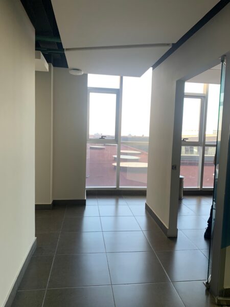 Renta Oficina/Consultorio en Torre Momentum Centro Sur Qro Mex