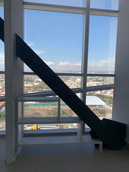 Renta Oficina/Consultorio en Torre Momentum Centro Sur Qro Mex