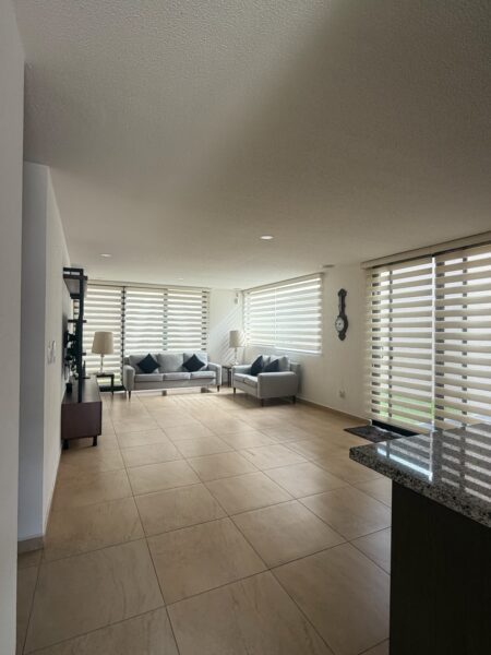 Casa en Renta sin muebles en Condominio Loretta , Altos Juriquilla Qro.Mex.
