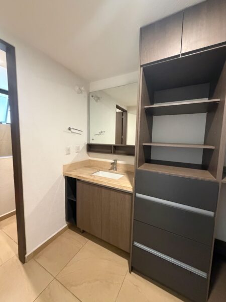Casa en Renta sin muebles en Condominio Loretta , Altos Juriquilla Qro.Mex.