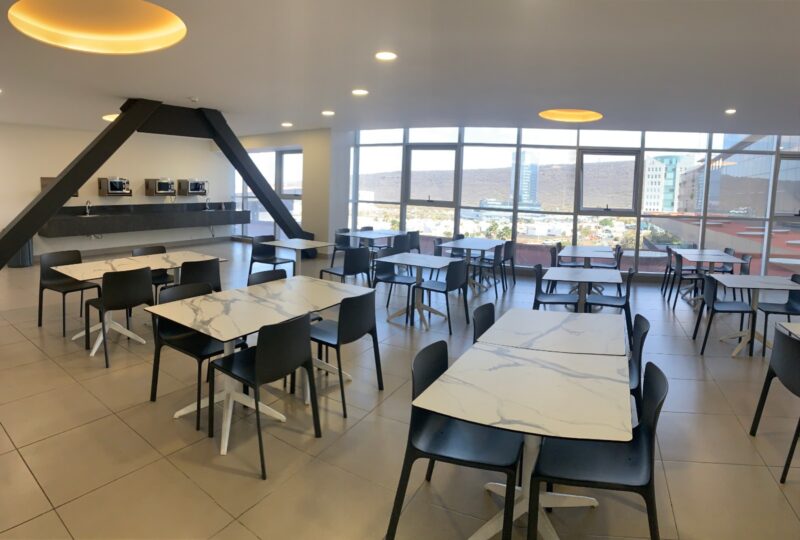 Renta Oficina/Consultorio en Torre Momentum Centro Sur Qro Mex