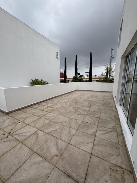 Casa en Renta en Condominio Tres Deseos en El Mirador El Marqués Qro. Mex .