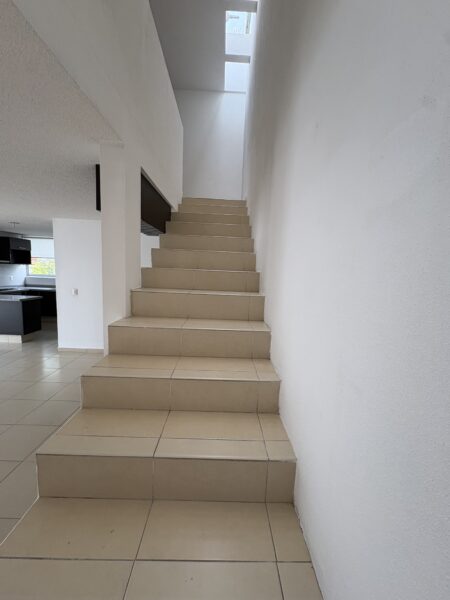 Casa en Renta en Condominio Tres Deseos en El Mirador El Marqués Qro. Mex .