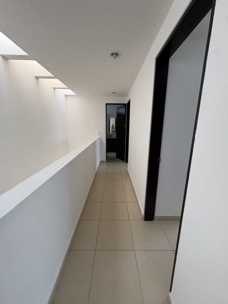 Casa en Renta en Condominio Tres Deseos en El Mirador El Marqués Qro. Mex .