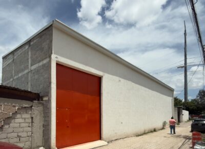 Venta Bodega Comercial en Col. Loma Bonita Qro. Mex .