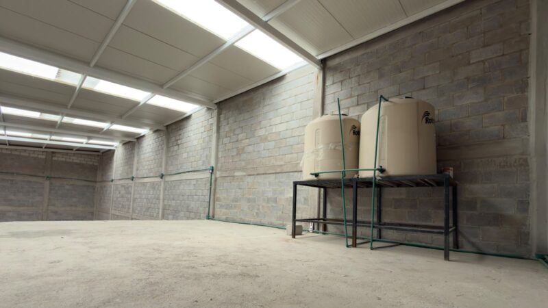 Venta Bodega Comercial en Col. Loma Bonita Qro. Mex .