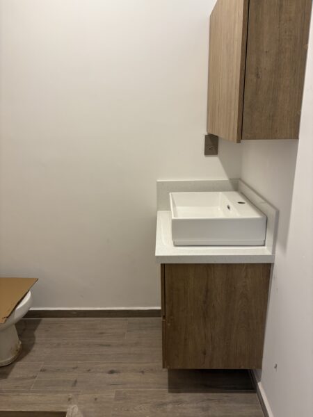 Casa en Venta de un Piso en Fracc. La Condesa Juriquilla Qro. Mex .