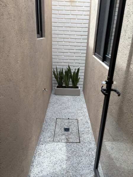 Casa en Venta de un Piso en Fracc. La Condesa Juriquilla Qro. Mex .