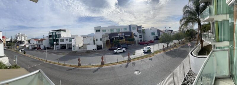 Departamento Amueblado en Renta en Fracc. Milenio lll Qro. Mex .