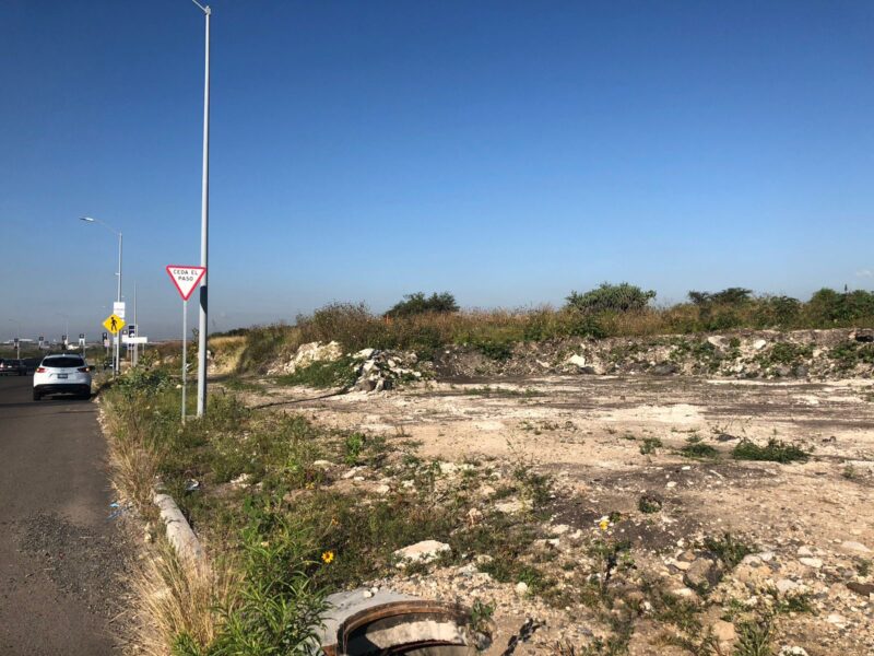 Terreno en Venta sobre Fray Junipero Serra Juriquilla Qro. Mex.