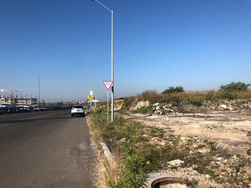 Terreno en Venta sobre Fray Junipero Serra Juriquilla Qro. Mex.