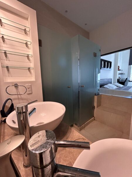 Edificio en Venta en Fracc. Milenio lll Qro. Mex.