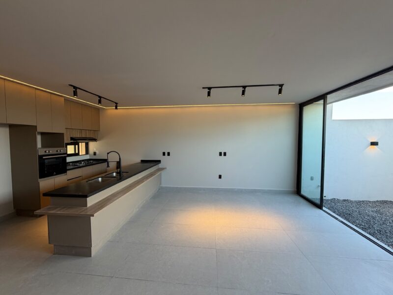 Casa en Venta en Fracc. Capital Sur, El Marqués Qro. Mex .
