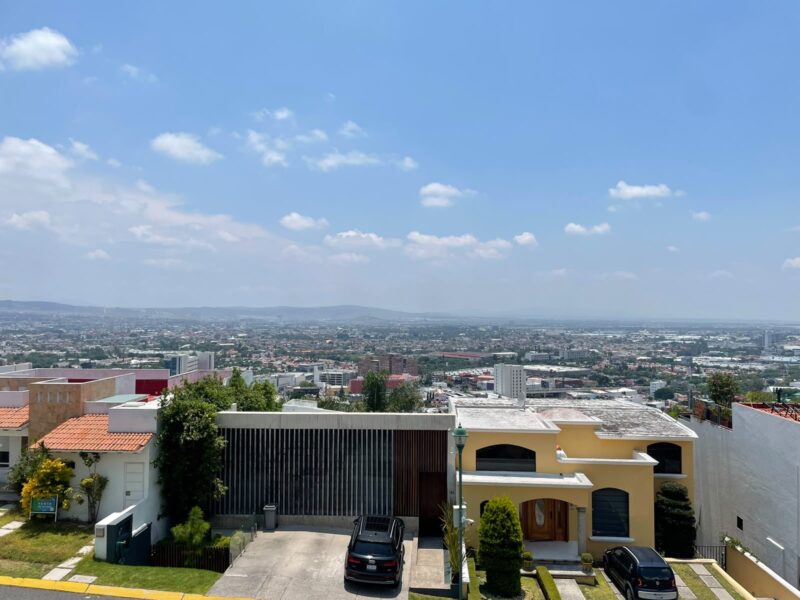 Casa en Venta en Privada Arboledas Qro. Mex