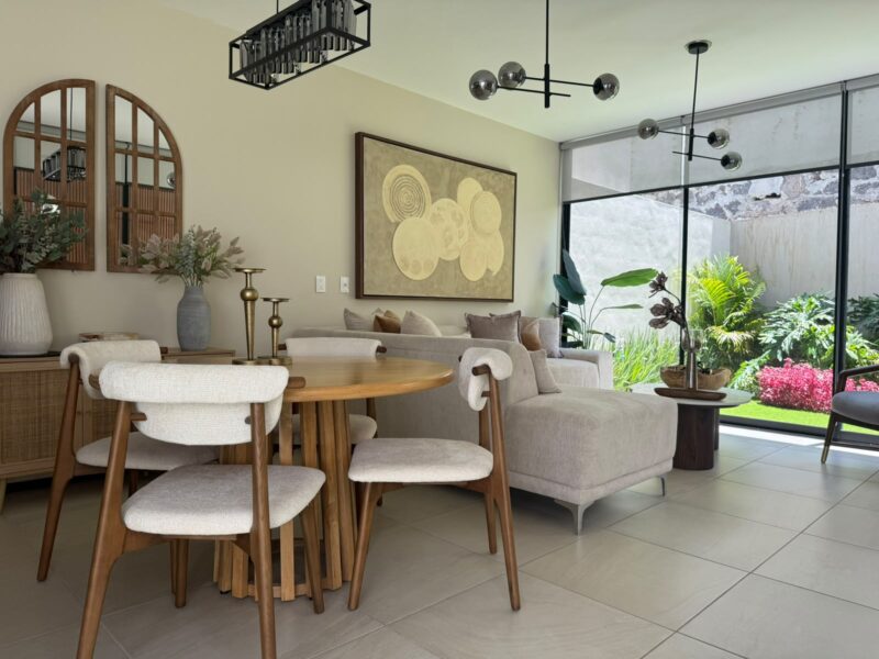 Casa en Venta en Condominio con Amenidades en Zibatá Qro. Mex.