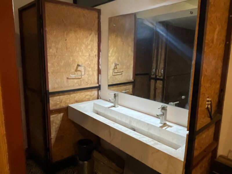 Edificio en Venta en Fracc. Milenio lll Qro. Mex.