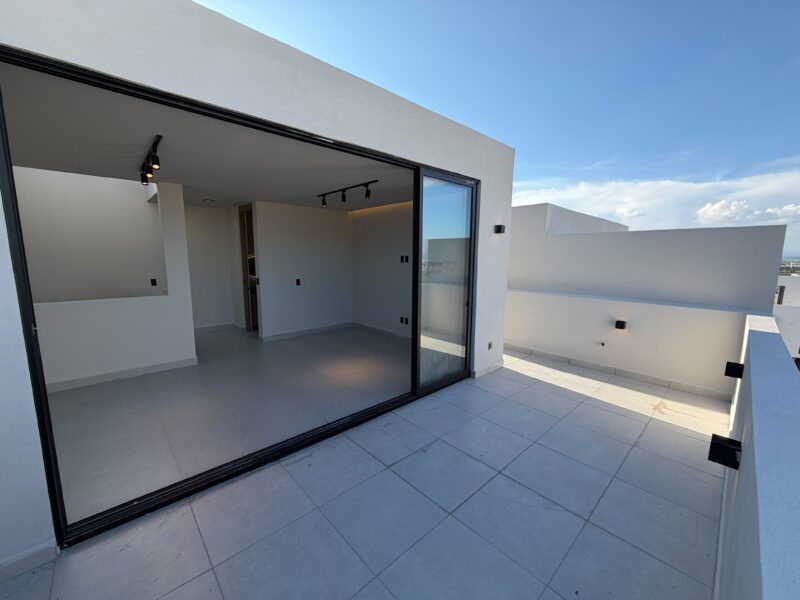 Casa en Venta en Fracc. Capital Sur, El Marqués Qro. Mex .