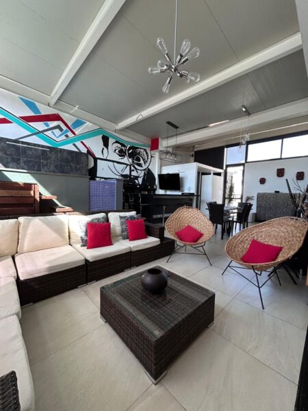 Edificio en Venta en Fracc. Milenio lll Qro. Mex.