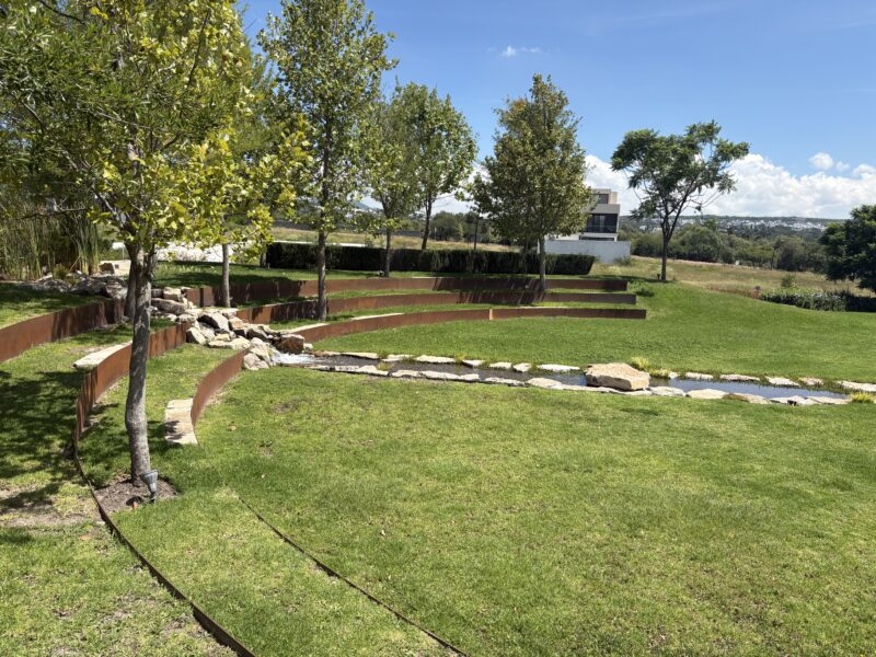 Lotes Habitacionales en Venta en Cumbres del Lago Juriquilla Qro. Mex.