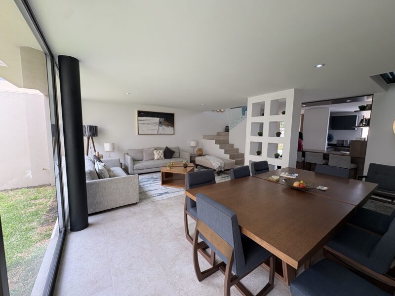 Casa en Venta en Condominio con Amenidades en Zibatá Qro. Mex