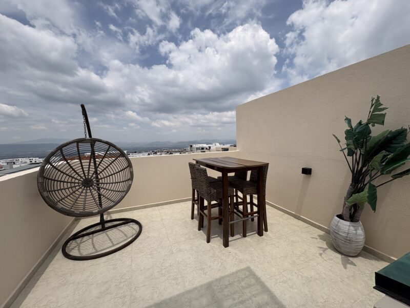 Casa en Venta en Condominio con Amenidades en Zibatá Qro. Mex