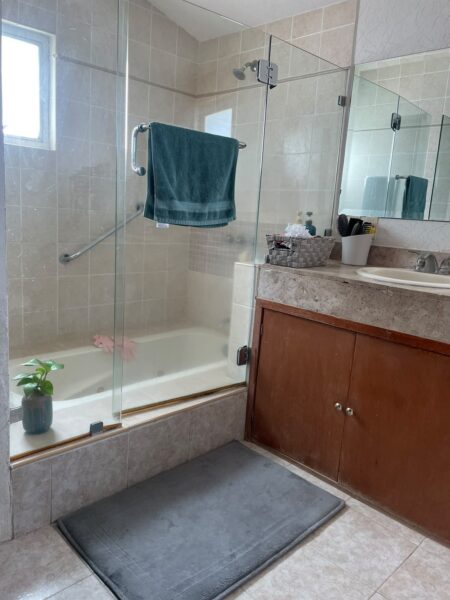 Casa en Venta en Privada Arboledas Qro. Mex