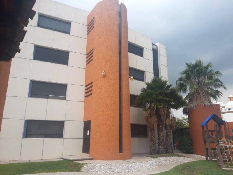 Departamento Amueblado en Fracc Milenio llQro