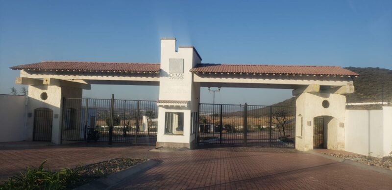 Venta Terrenos en Ciudad Maderas Montaña Qro. Mex.