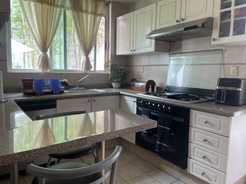 Casa en Venta en Privada Arboledas Qro. Mex
