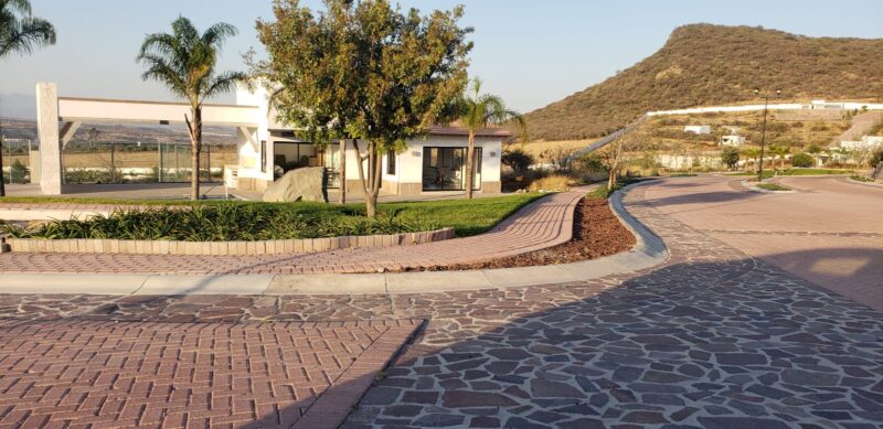 Venta Terrenos en Ciudad Maderas Montaña Qro. Mex.