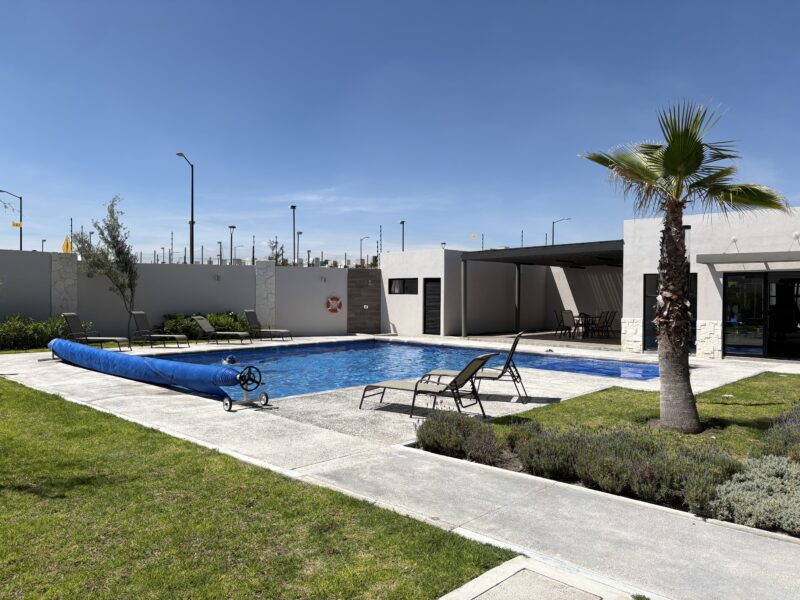 Casa en Venta en Condominio Oliveto en La Vista Residencial Qro. Mex.